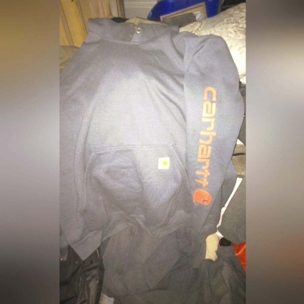 Carhartt hoodie